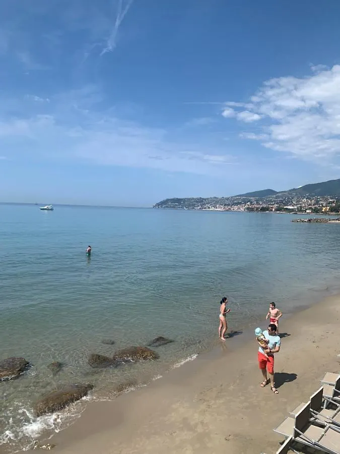 Appartamento Casa Girasole 1 Sanremo